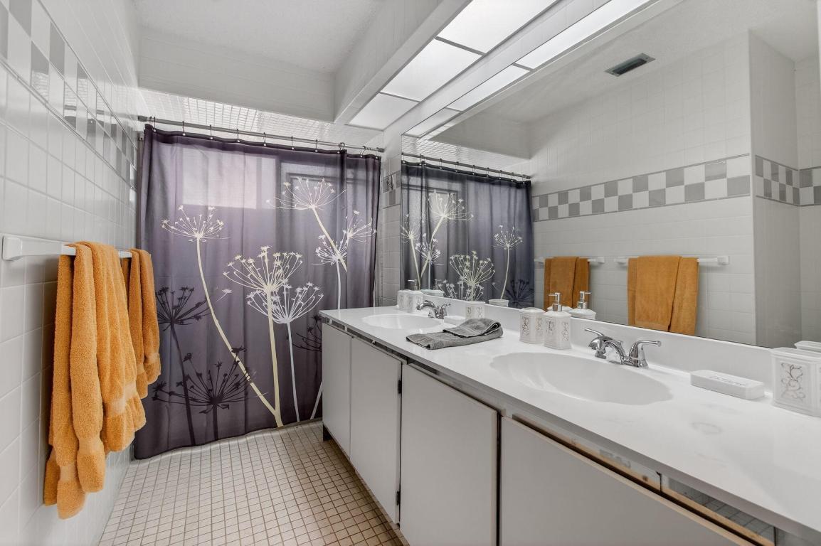 Villas of Green Glen / Indian Spring - Residential