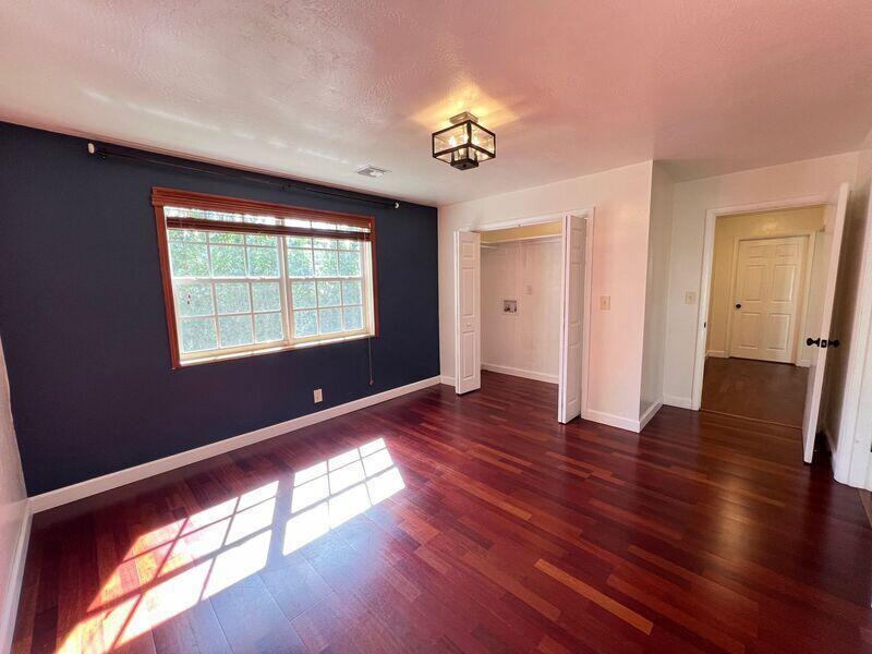 OAK RIDGE PARK - Residential Lease