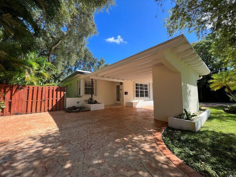 OAK RIDGE PARK - Residential Lease