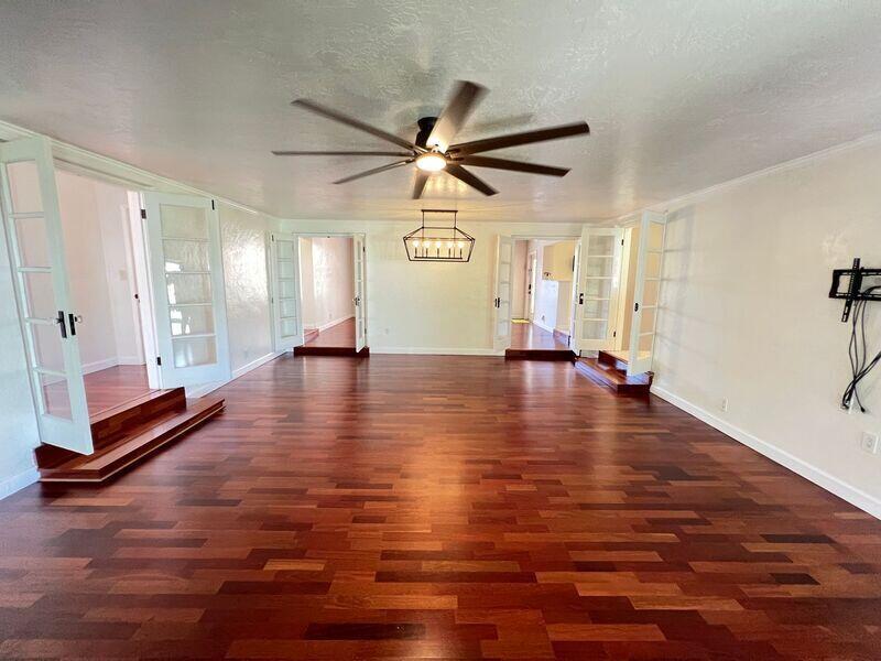 OAK RIDGE PARK - Residential Lease