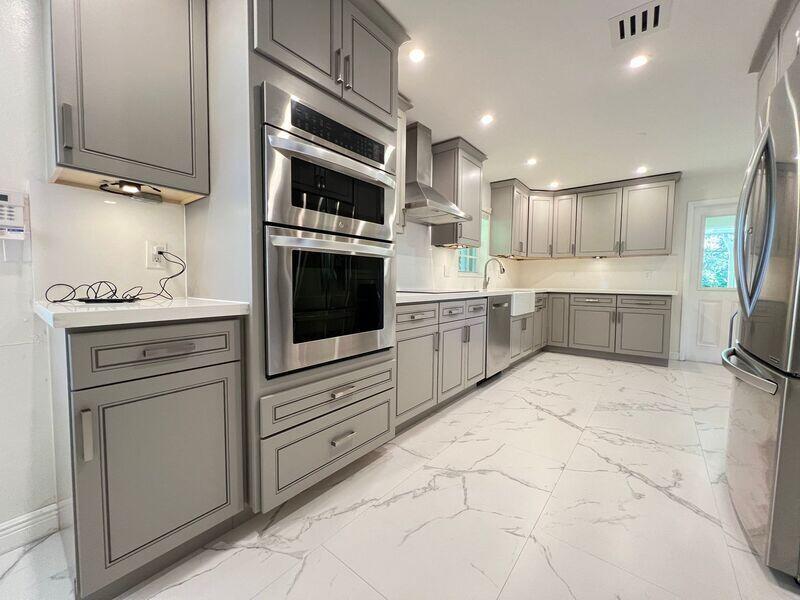 OAK RIDGE PARK - Residential Lease