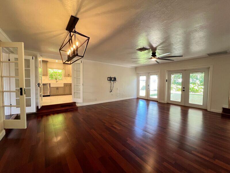 OAK RIDGE PARK - Residential Lease