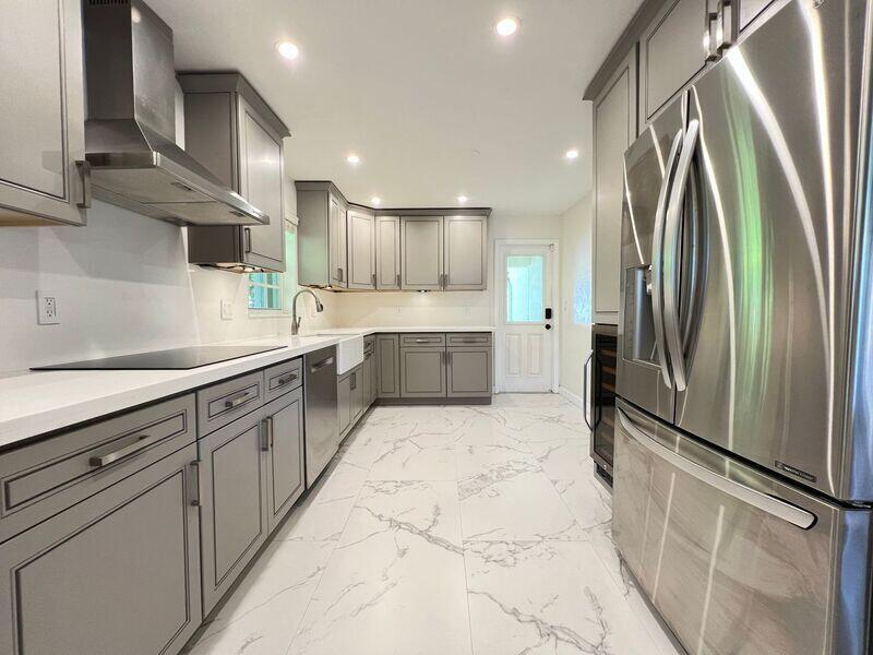 OAK RIDGE PARK - Residential Lease