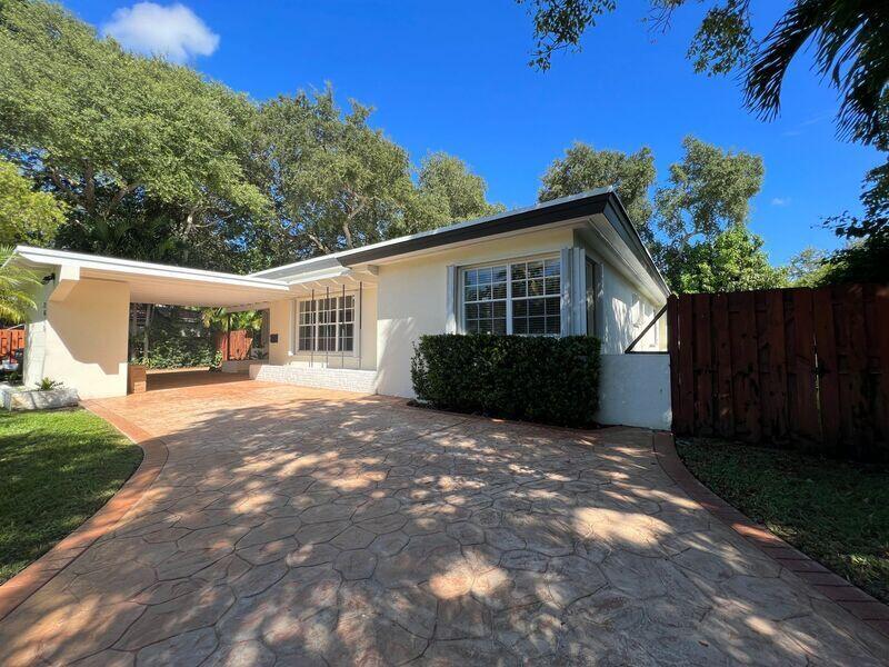OAK RIDGE PARK - Residential Lease