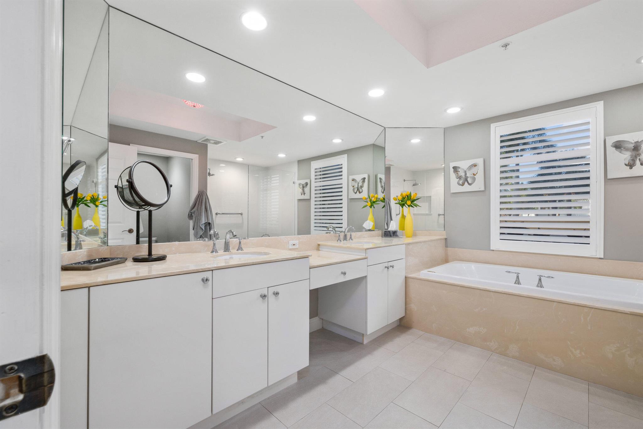 Pointe At Jupiter Yacht C - Residential