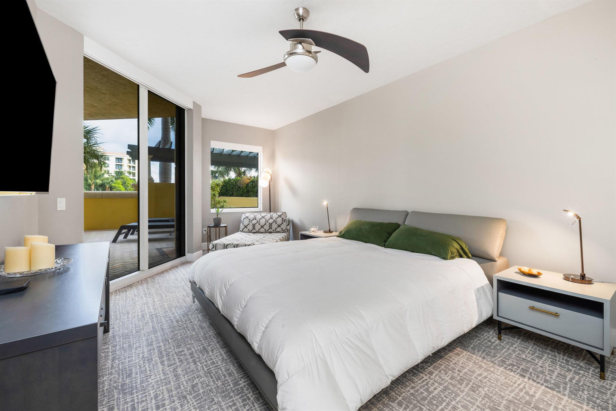 Pointe At Jupiter Yacht C - Residential