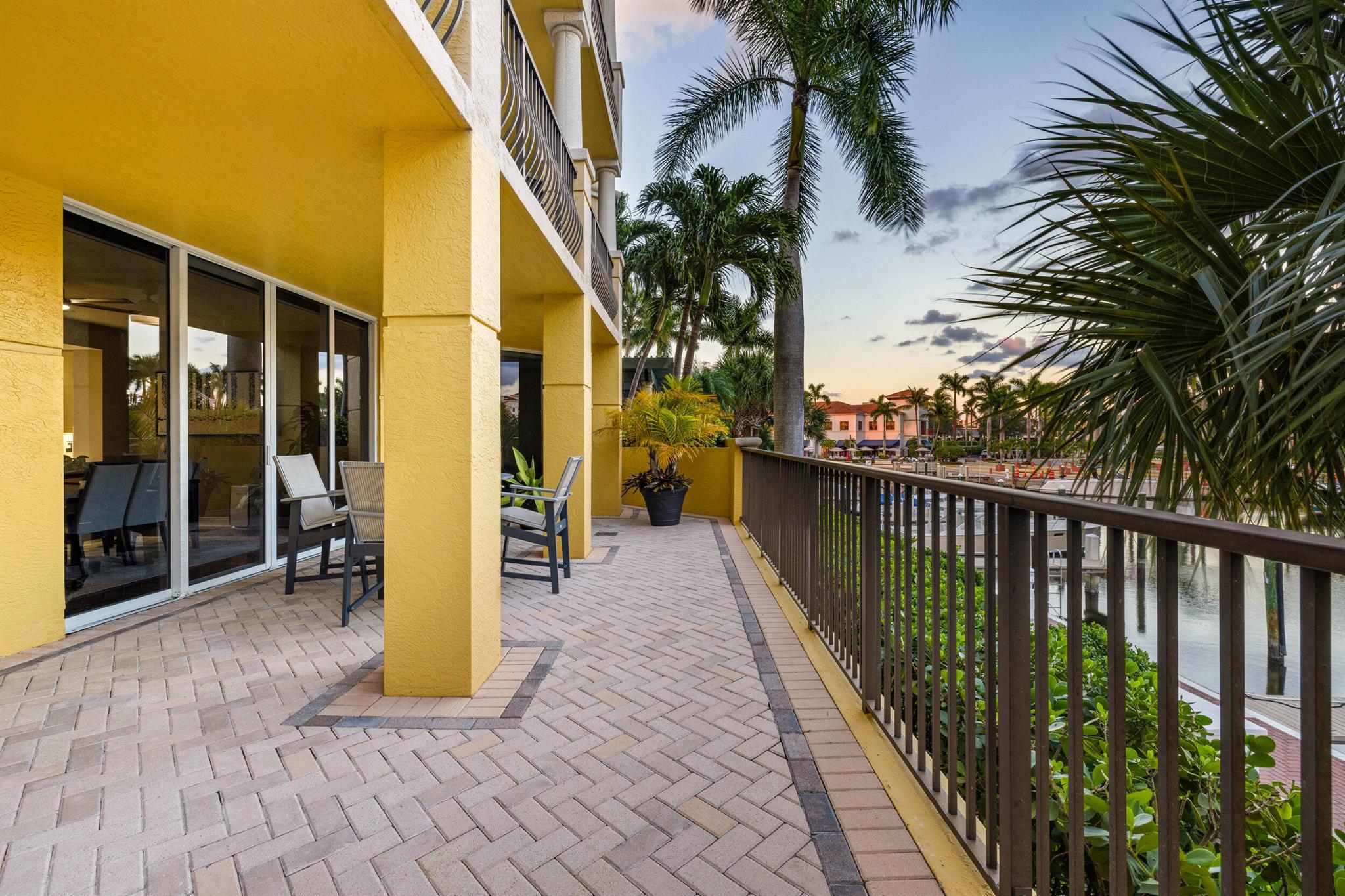 Pointe At Jupiter Yacht C - Residential