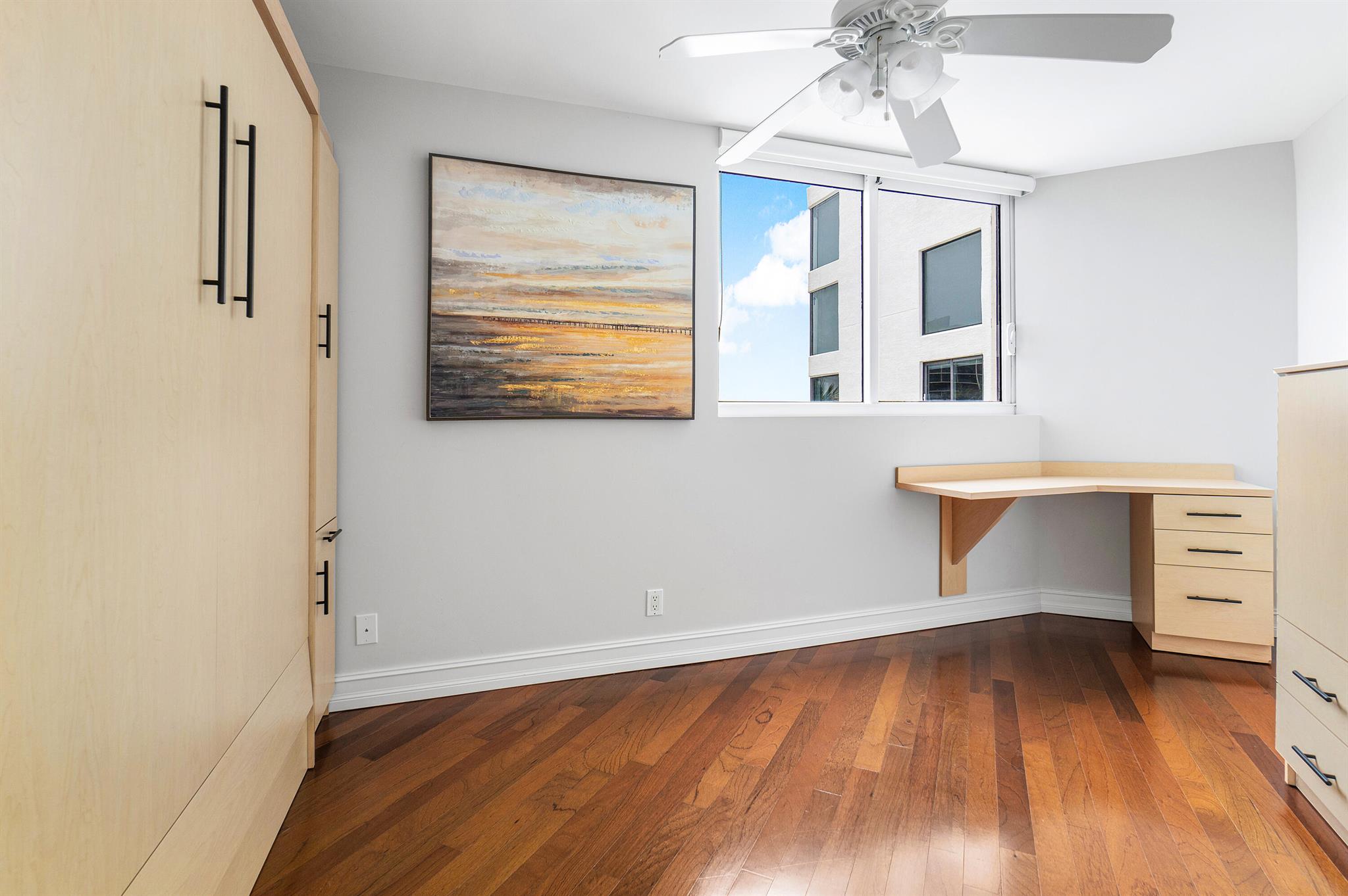 TOWNHOUSES OF HIGHLAND BE - Residential Lease