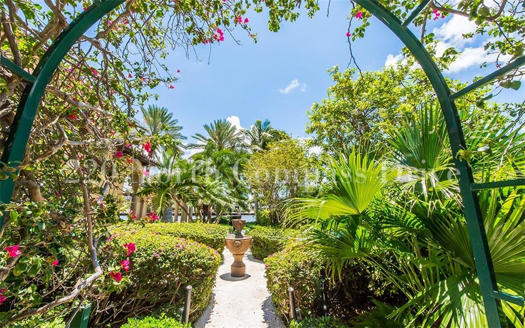 BAY COLONY SEC OF THE LAN - Residential