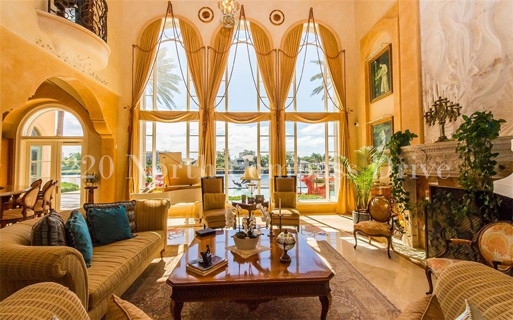 BAY COLONY SEC OF THE LAN - Residential