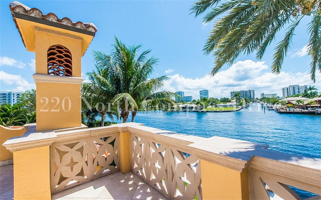 BAY COLONY SEC OF THE LAN - Residential