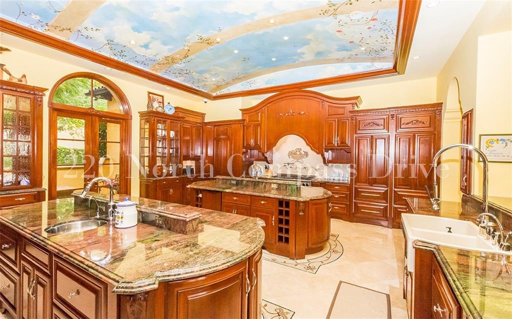 BAY COLONY SEC OF THE LAN - Residential