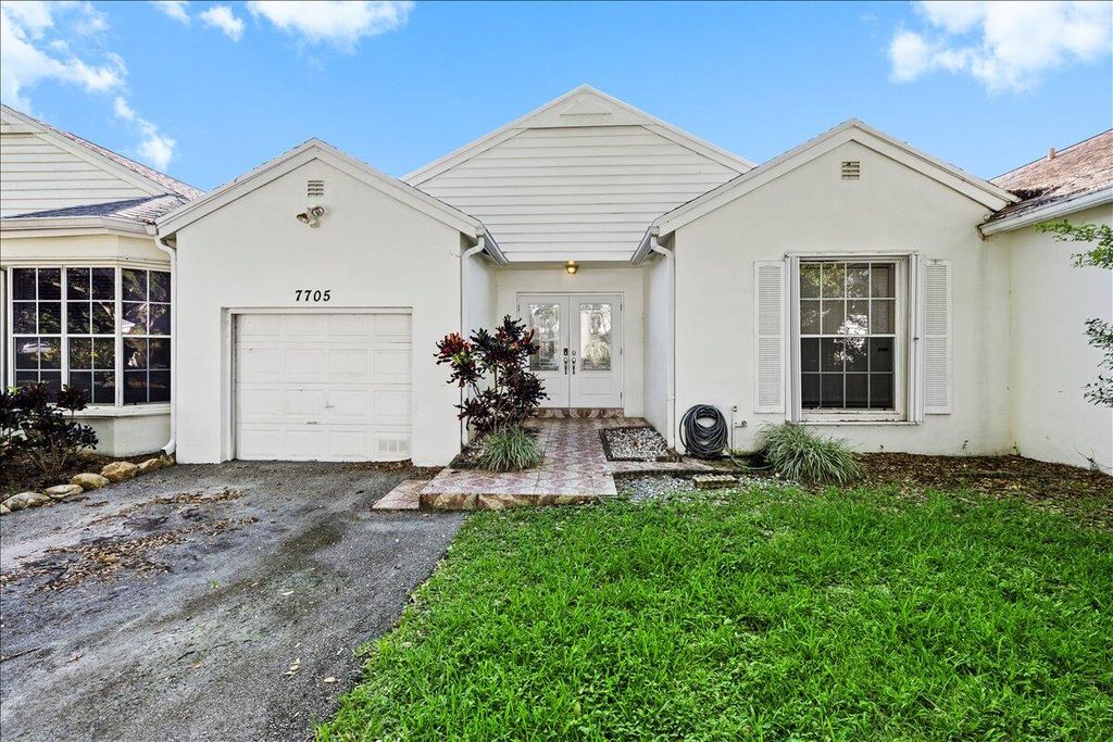 Photo of 7705 Forest Green Lane, Boynton Beach, FL 33436 (MLS # B26025826)