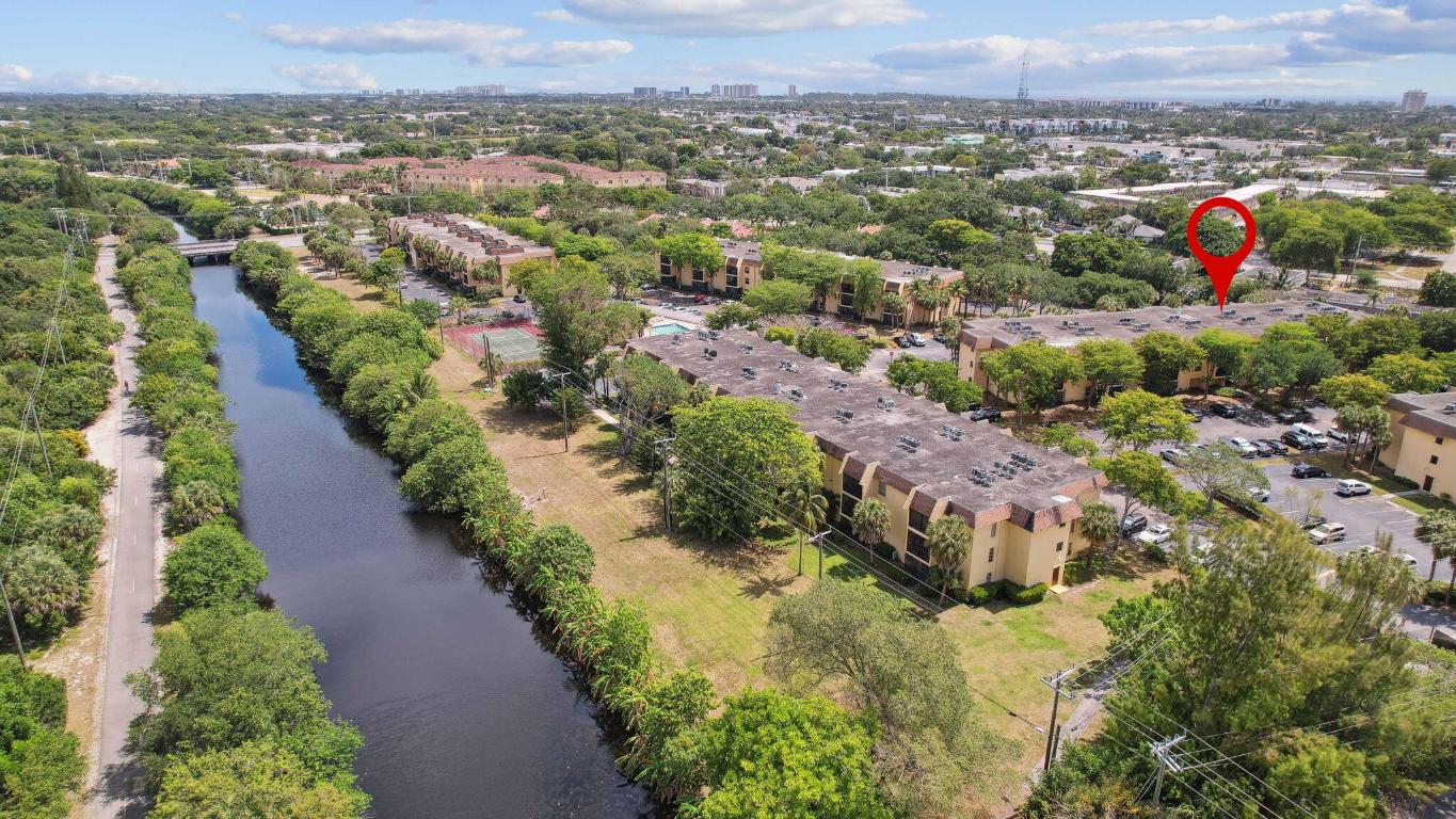 CASA DEL RIO CONDO - Residential Lease