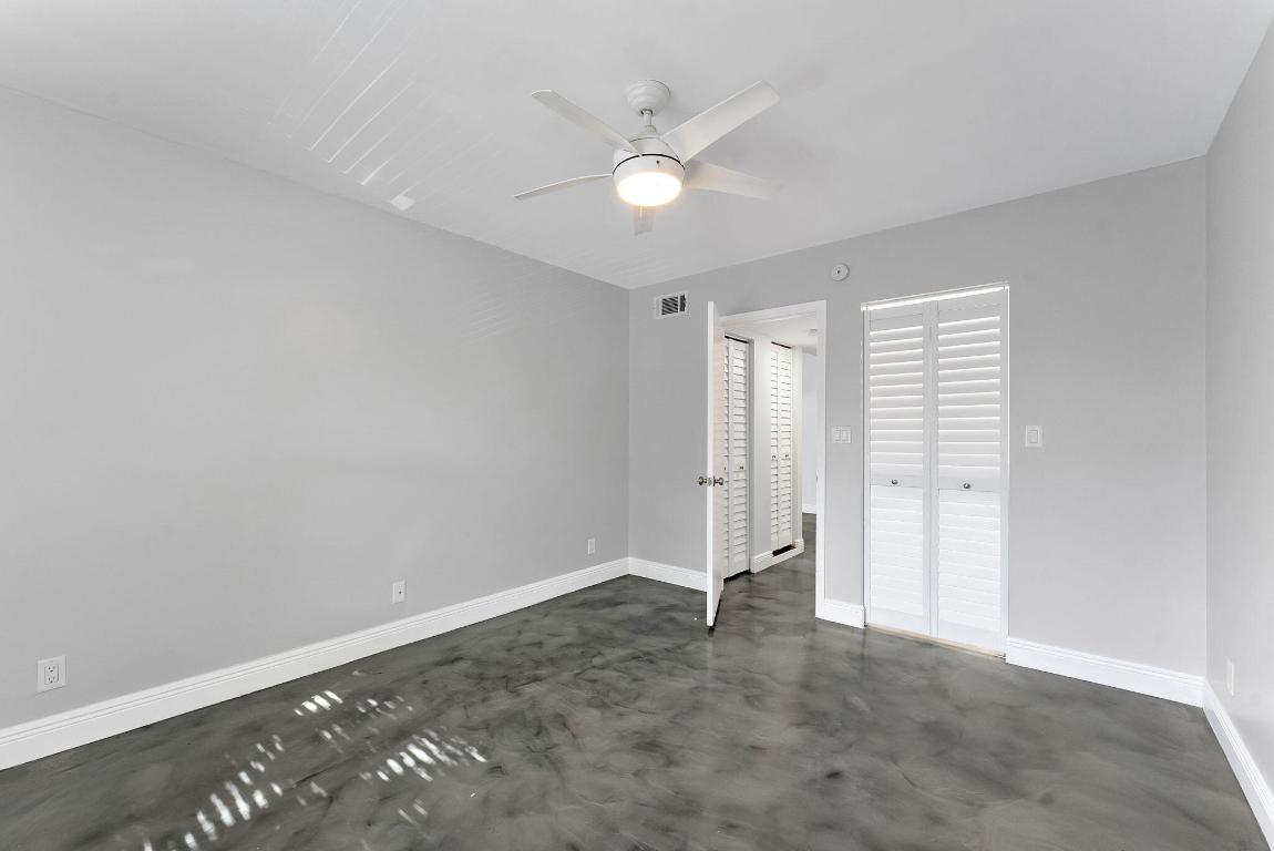 CASA DEL RIO CONDO - Residential Lease