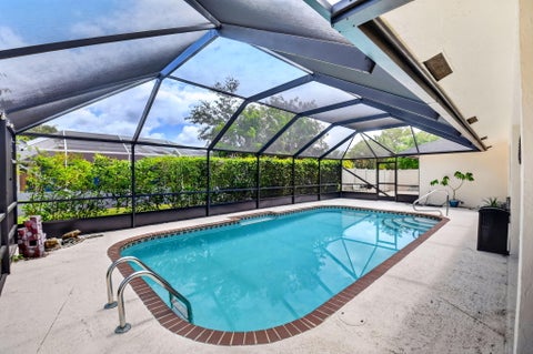 Tiny photo for 990 Hickory Trail, Wellington, FL 33414 (MLS # B26070621)