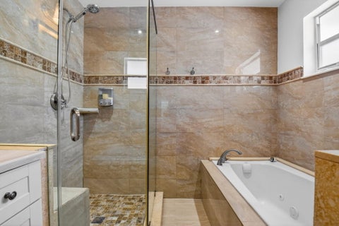 Tiny photo for 990 Hickory Trail, Wellington, FL 33414 (MLS # B26070621)