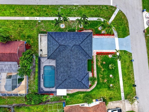 Tiny photo for 990 Hickory Trail, Wellington, FL 33414 (MLS # B26070621)