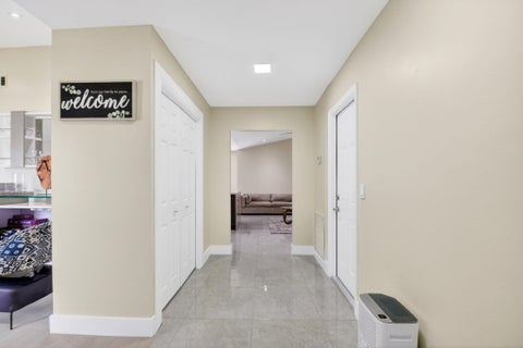 Tiny photo for 990 Hickory Trail, Wellington, FL 33414 (MLS # B26070621)