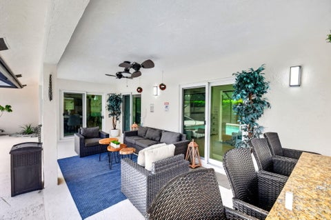 Tiny photo for 990 Hickory Trail, Wellington, FL 33414 (MLS # B26070621)