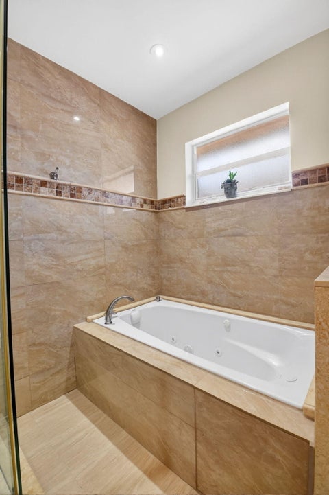 Tiny photo for 990 Hickory Trail, Wellington, FL 33414 (MLS # B26070621)