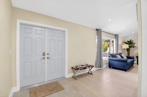Tiny photo for 990 Hickory Trail, Wellington, FL 33414 (MLS # B26070621)