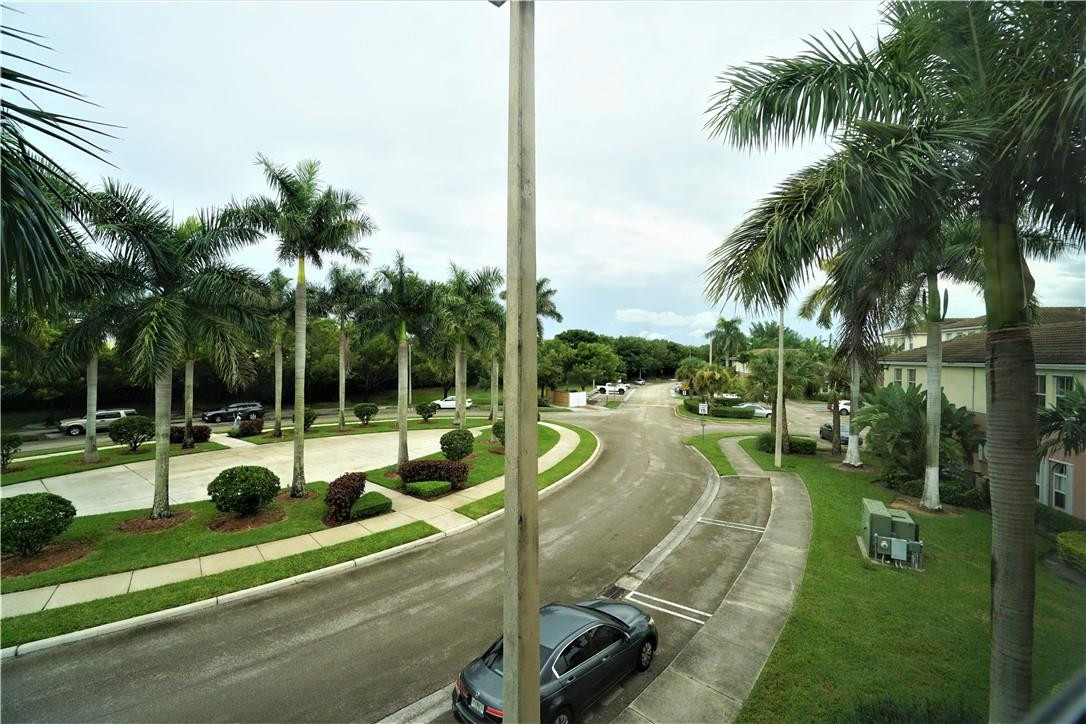 Las Sevillas - Residential