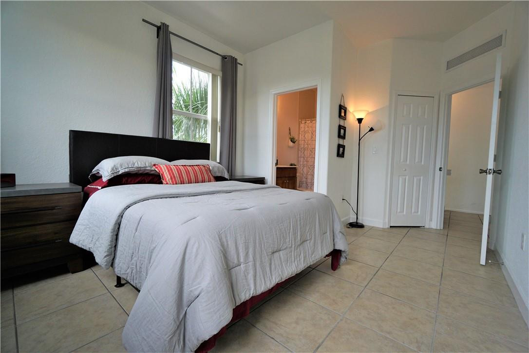 Las Sevillas - Residential
