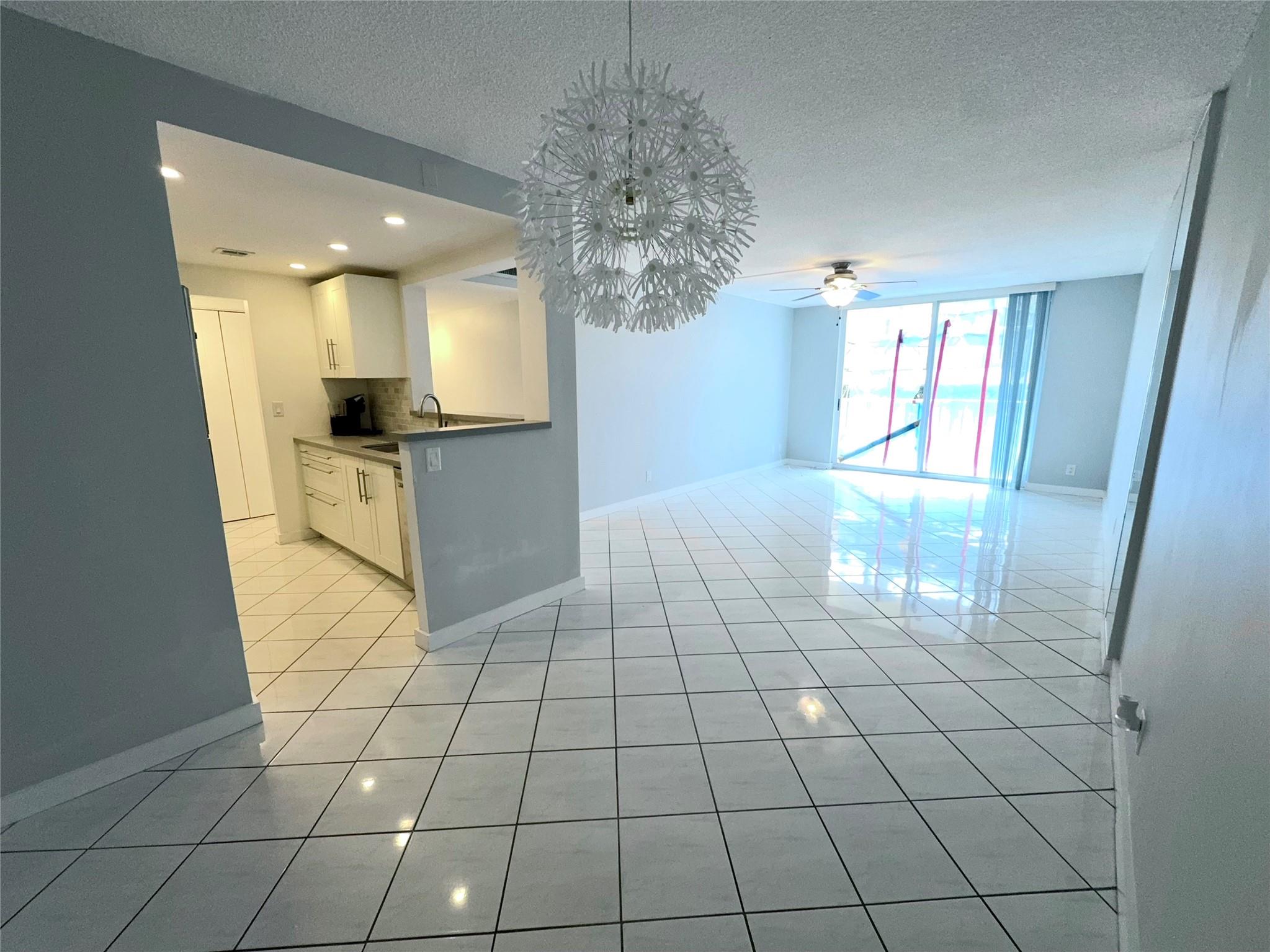 1009 N Ocean Blvd 110
