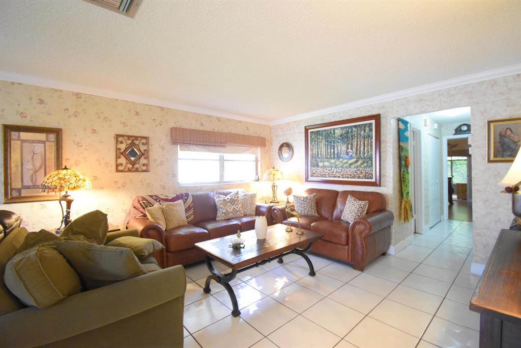 Delray Villas 03 - Residential