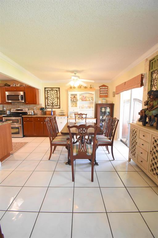 Delray Villas 03 - Residential