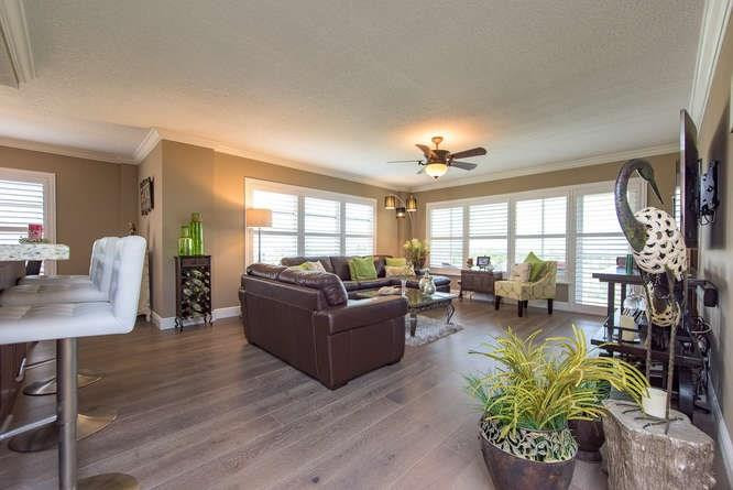 Country Club Towers - Residential