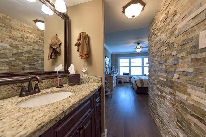 Country Club Towers - Residential