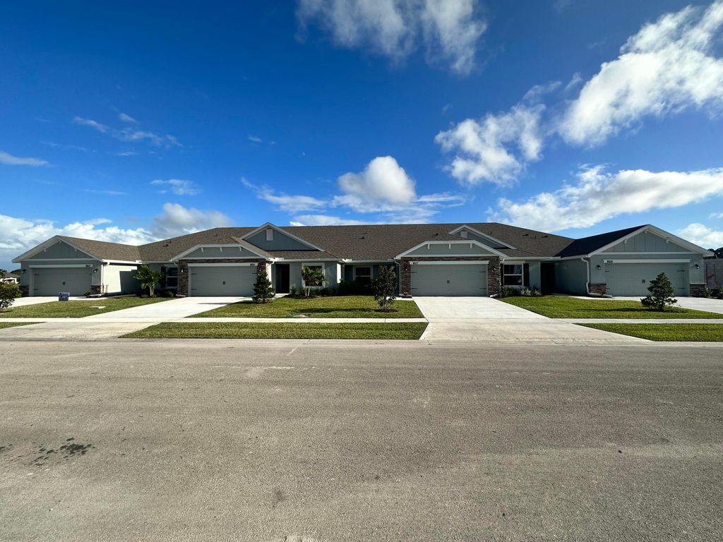 Photo of 8615 Modeno Street, Fort Pierce, FL 34951 (MLS # R10937491)