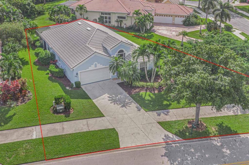 Photo of 581 SW Lake Charles Circle, Port Saint Lucie, FL 34986 (MLS # R10753312)
