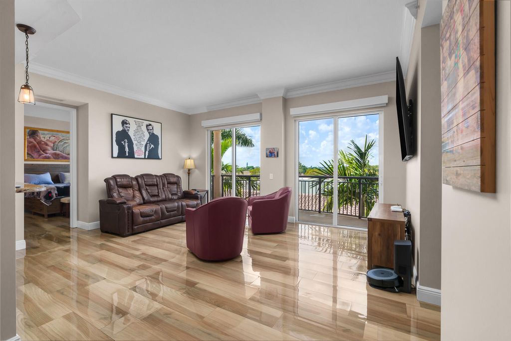 Photo of 2633 NE 14th Avenue #308, Wilton Manors, FL 33334 (MLS # B26002022)