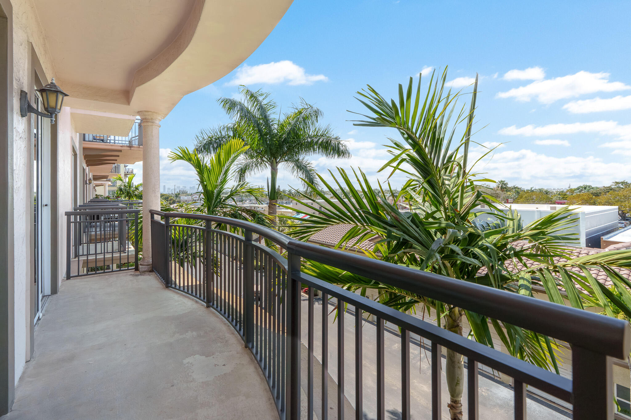 WILTON STATION RES CONDO - Residential