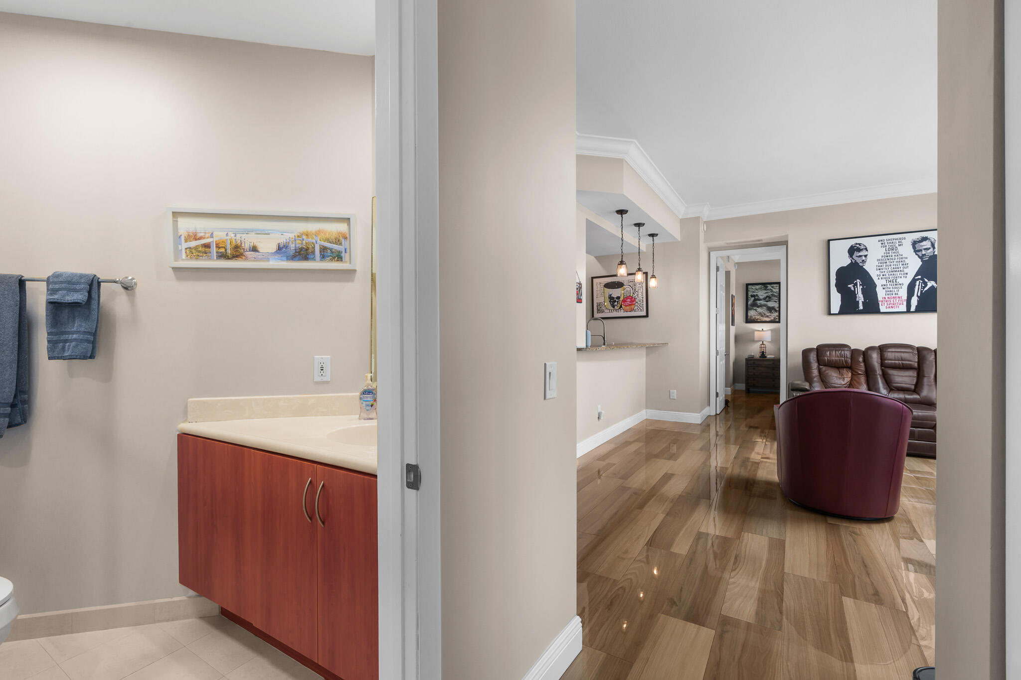 WILTON STATION RES CONDO - Residential