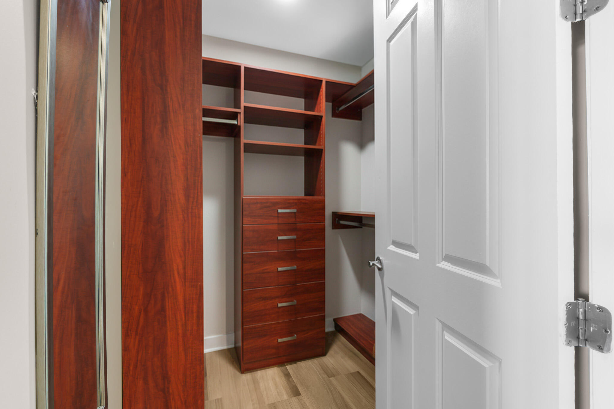 WILTON STATION RES CONDO - Residential