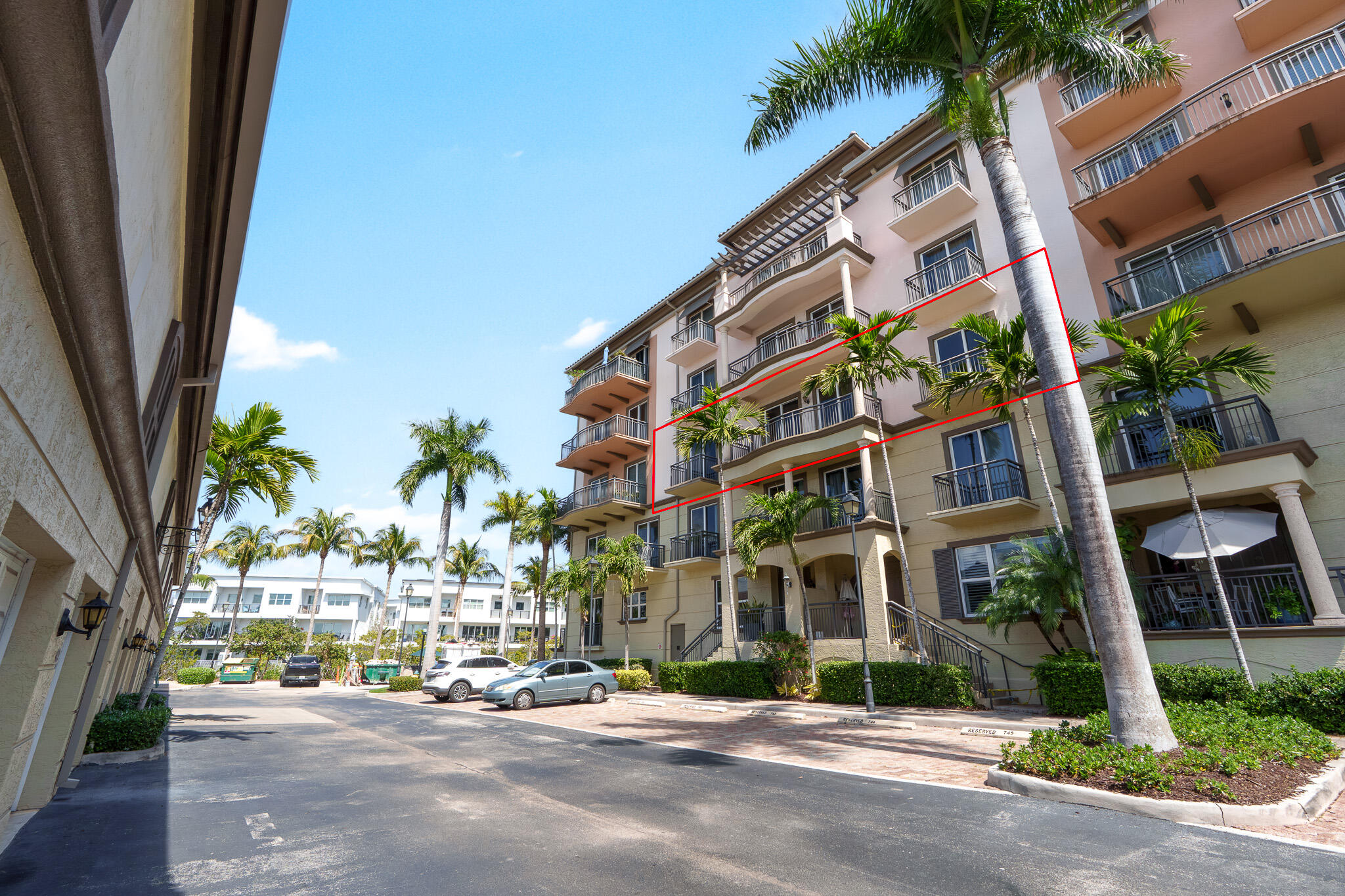 WILTON STATION RES CONDO - Residential