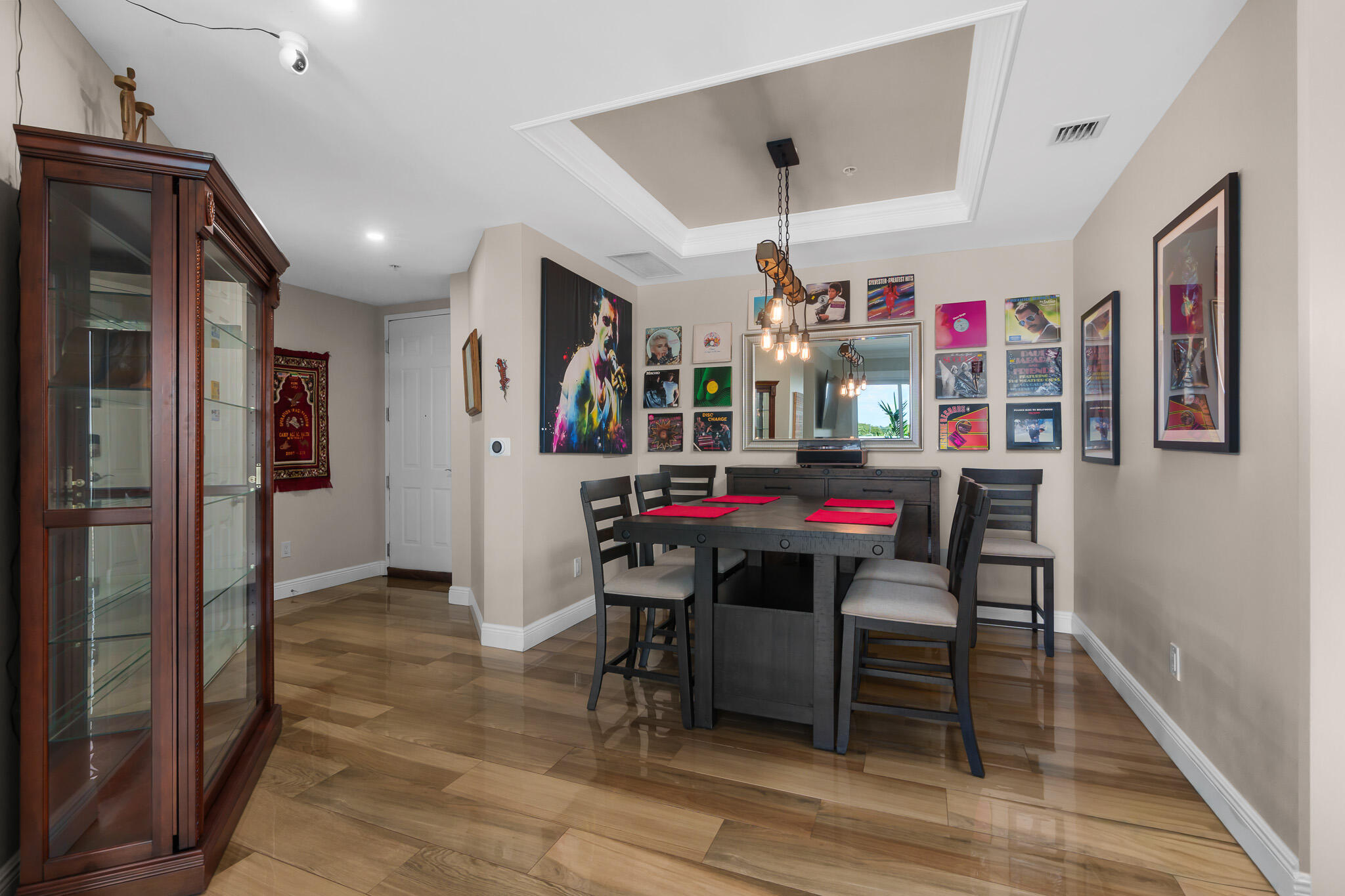 WILTON STATION RES CONDO - Residential