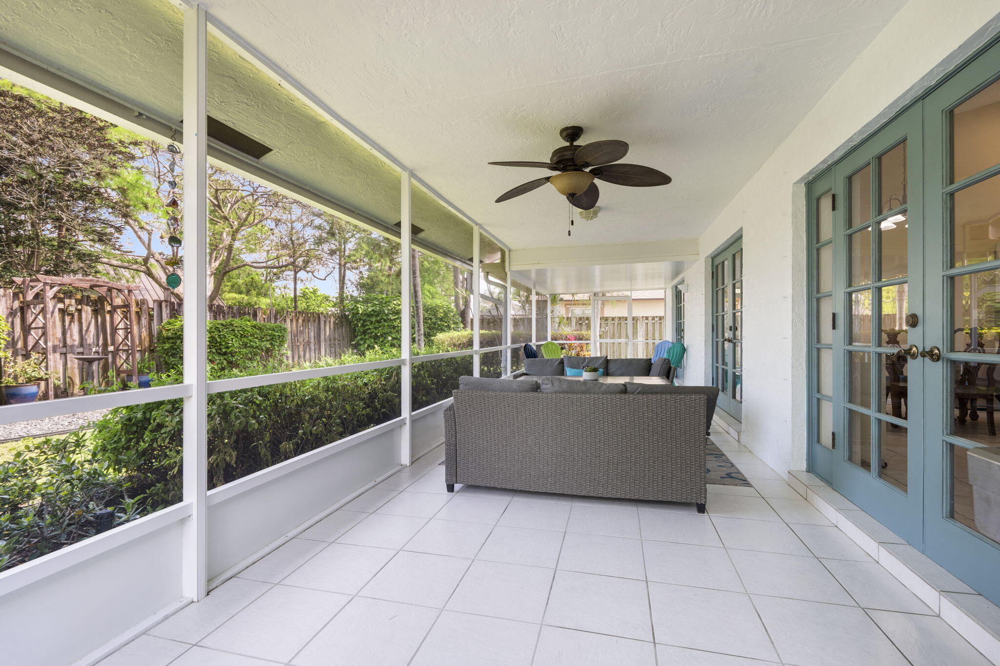 SUGAR POND MANOR OF WELLINGTON - Residential