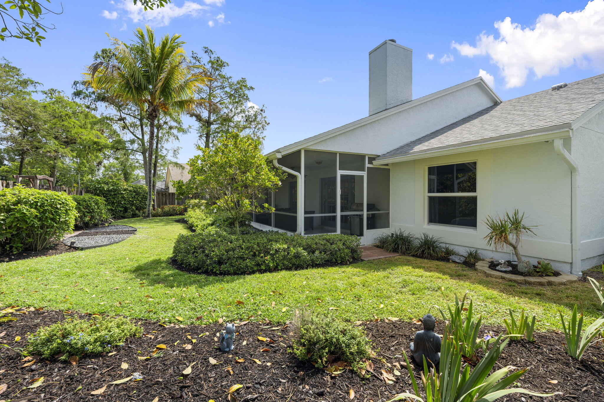 SUGAR POND MANOR OF WELLINGTON - Residential