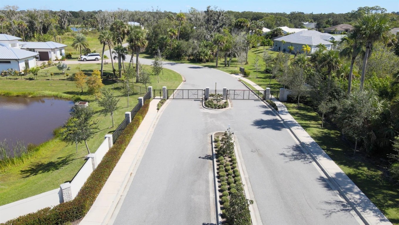 Noble Oaks Estates - Land