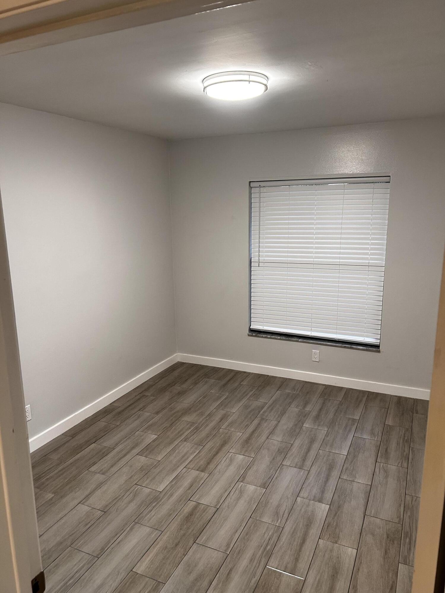 MEADOWS 300 1 - Residential Lease