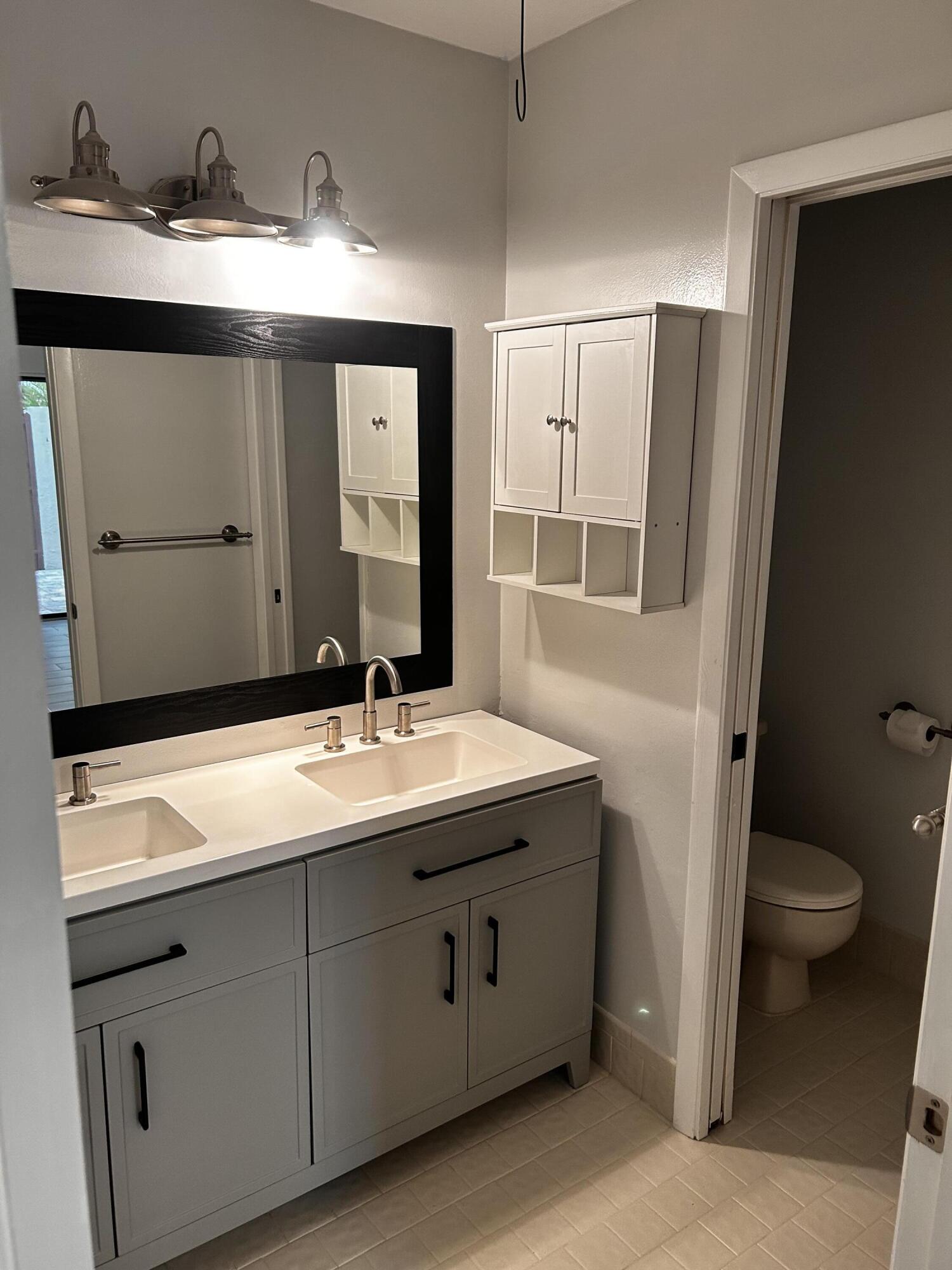 MEADOWS 300 1 - Residential Lease