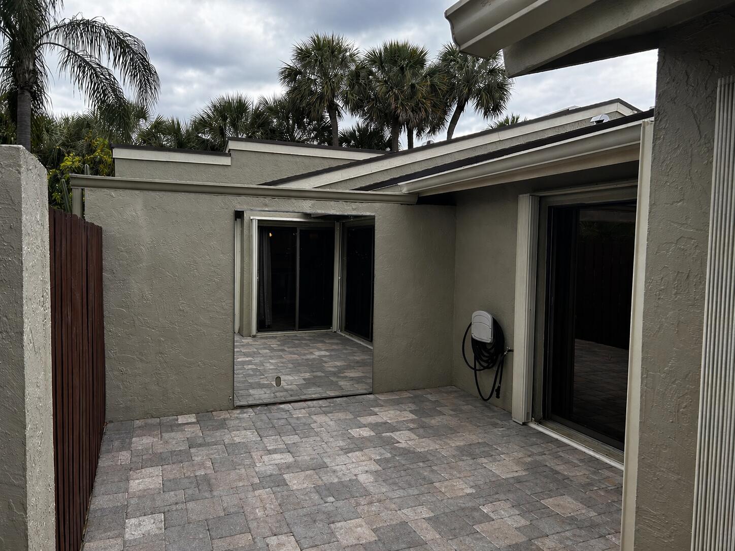 MEADOWS 300 1 - Residential Lease