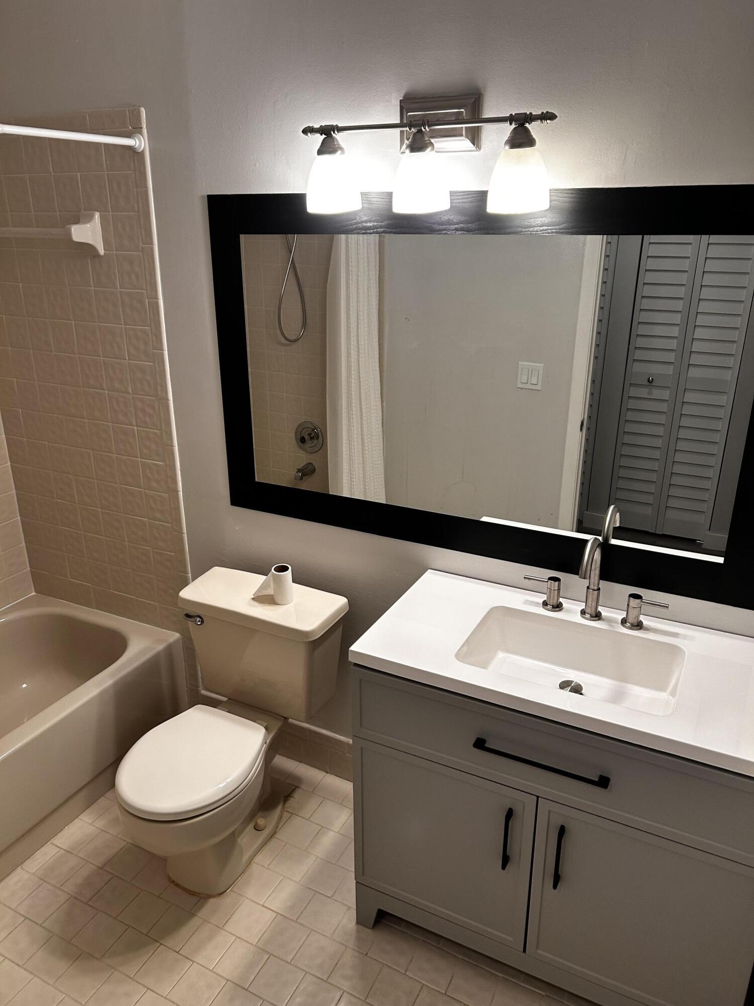 MEADOWS 300 1 - Residential Lease