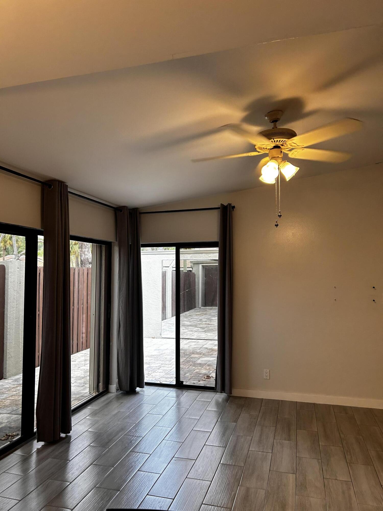 MEADOWS 300 1 - Residential Lease