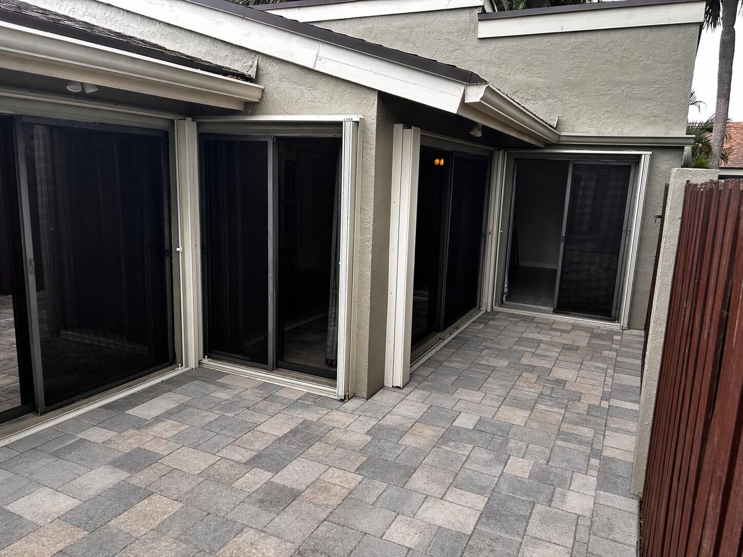 MEADOWS 300 1 - Residential Lease